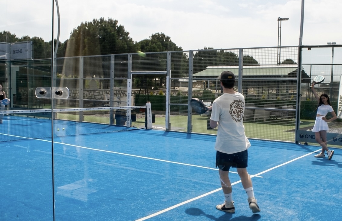 Padel'de Seviyeni Nasıl Ölçersin? Başlangıçtan İleri Seviyeye Yol Haritası (2026 Rehberi)
